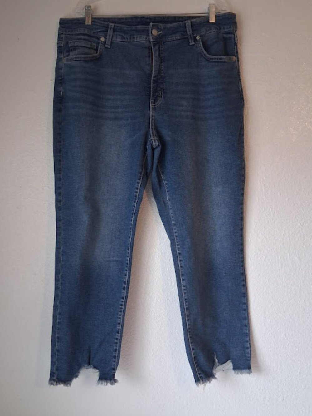 Time & Tru women's size 18 distressed jeans
